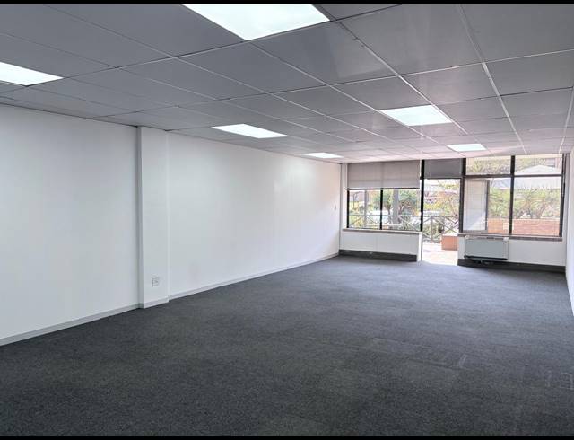 70M² OFFICE TO LET IN VORNA VALLEY